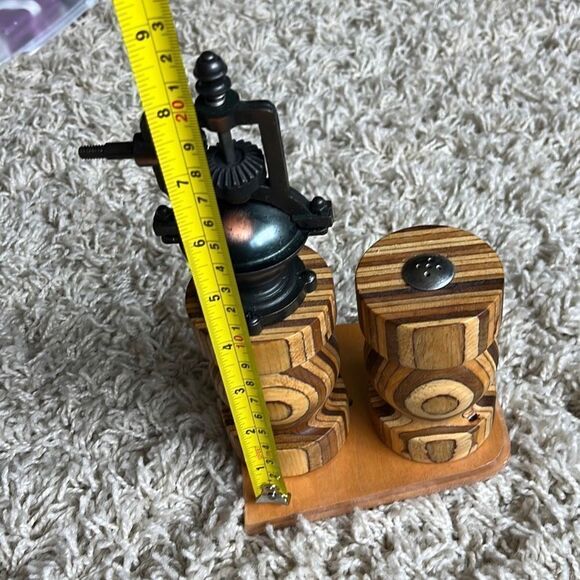 ANTIQUE STYLE Handmade Wood Brass Salt OR Peppermill and Salt Shaker Beautiful s - Picture 7 of 12